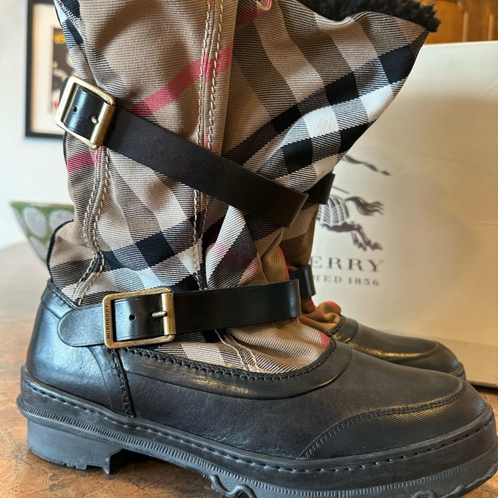 Burberry Black Leather & Beige Plaid Shearling-Trim Boots - Picture 2 of 14